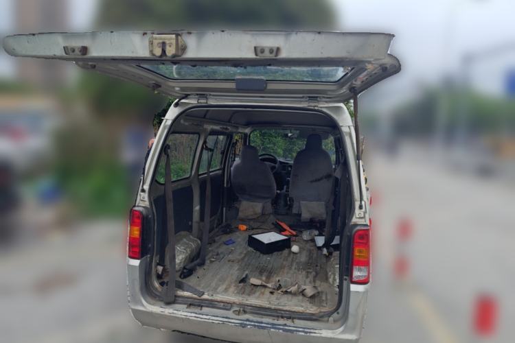 Used Wuling Zhiguang 2013 1.0L Practical Version Trunk