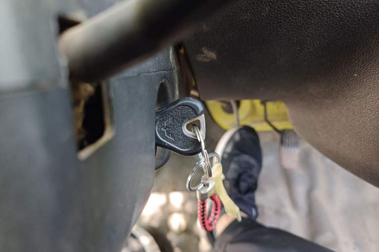 Used Wuling Zhiguang 2013 1.0L Practical Version Vehicle Key