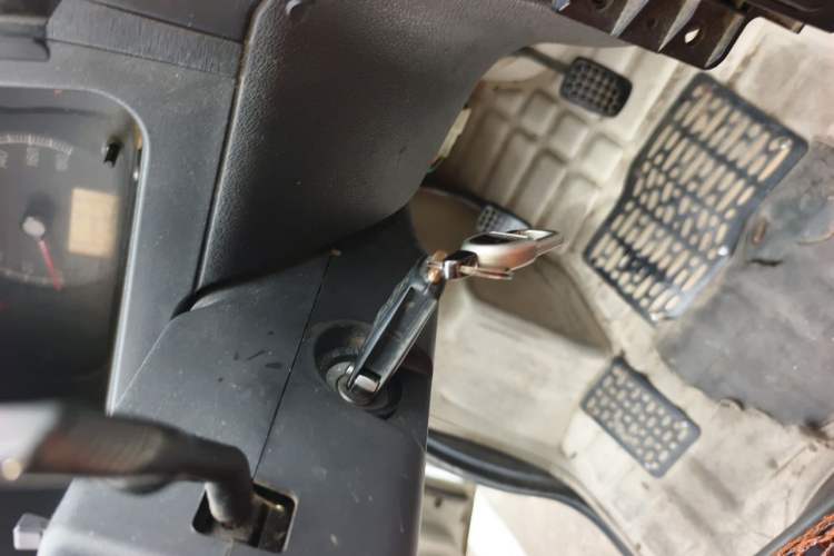 Used Wuling Zhiguang 2013 1.0L Practical Version Vehicle Key