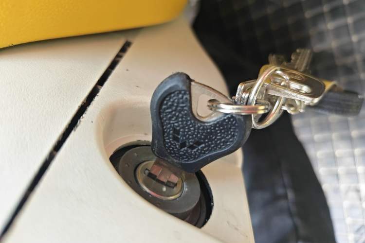 Used Wuling Zhiguang 2013 1.0L Practical Version Vehicle Key