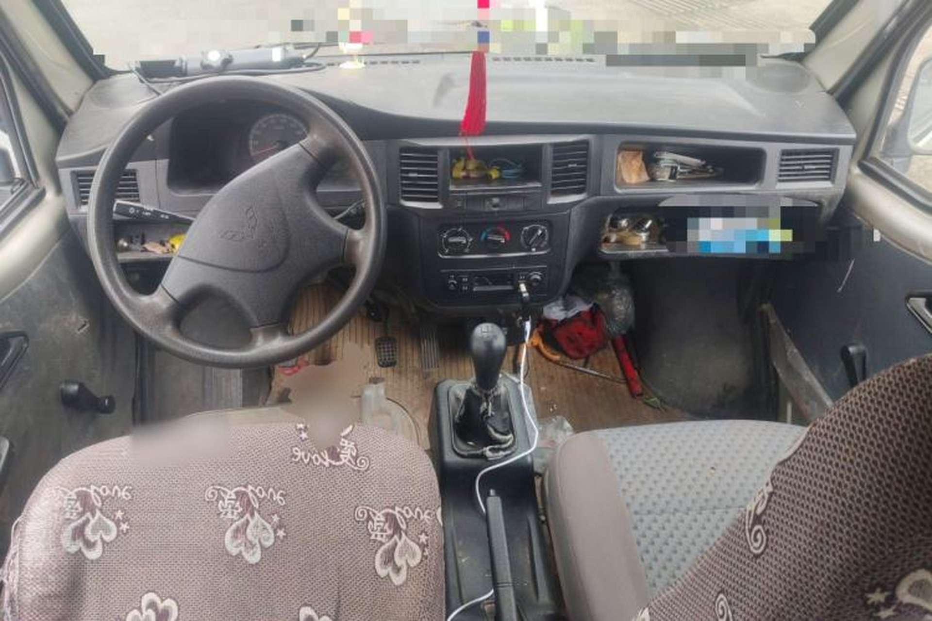 Used Wuling Zhiguang 2014 1.2L Extended Version LD6 Center Console