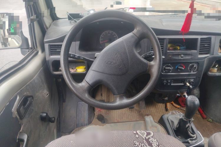 Used Wuling Zhiguang 2014 1.2L Extended Version LD6 Steering Wheel