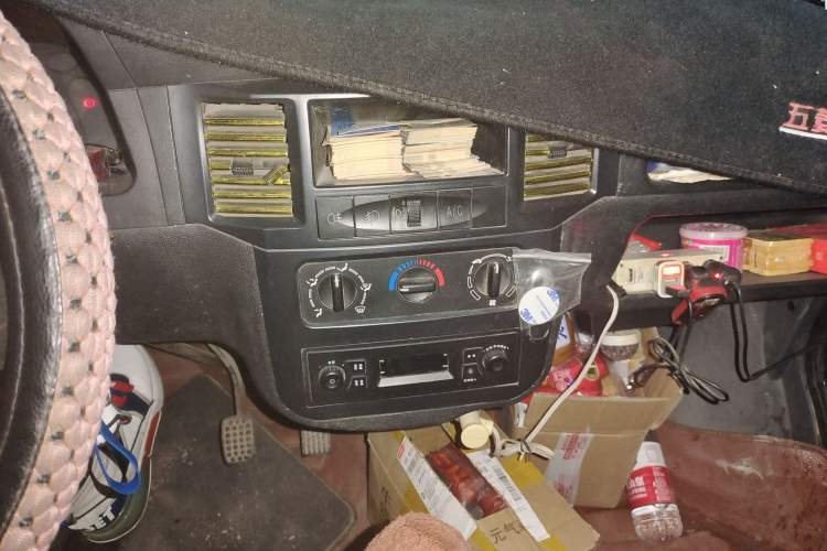 Used Wuling Zhiguang 2014 1.2L Extended Version LD6 Audio And AC Panel
