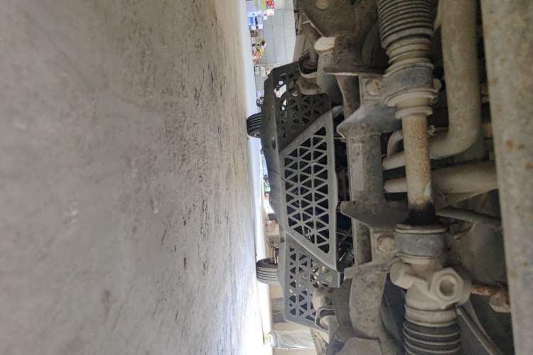Used Wuling Zhiguang 2014 1.2L Extended Version LD6 Chassis Front
