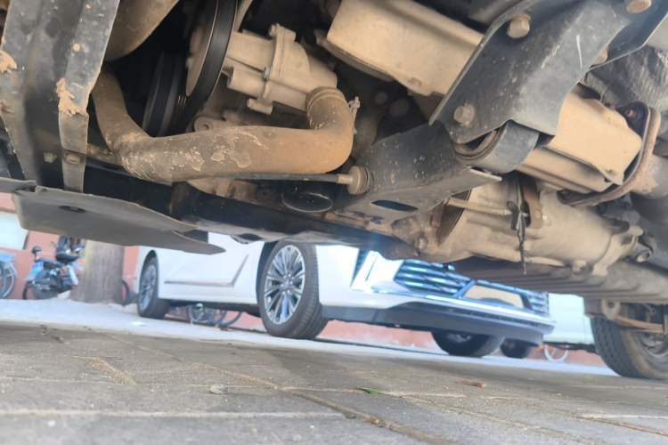 Used Wuling Zhiguang 2014 1.2L Extended Version LD6 Chassis Front Left