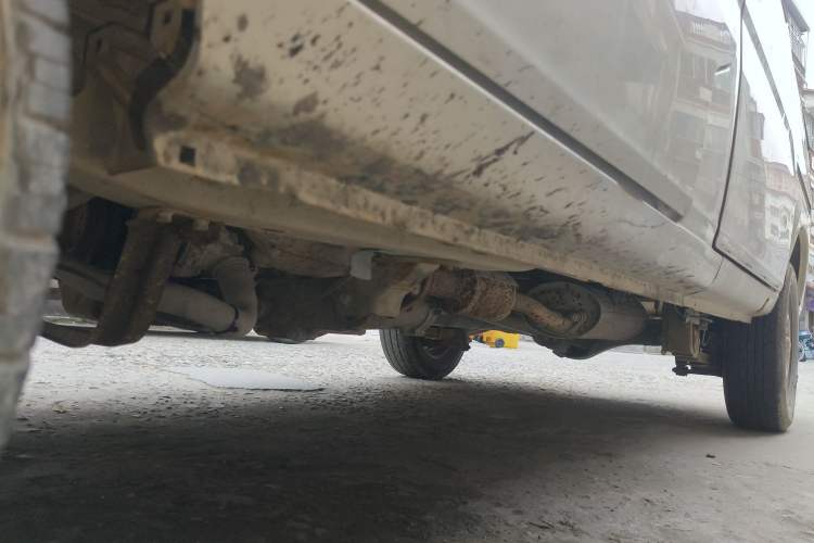 Used Wuling Zhiguang 2014 1.2L Extended Version LD6 Chassis Front Left