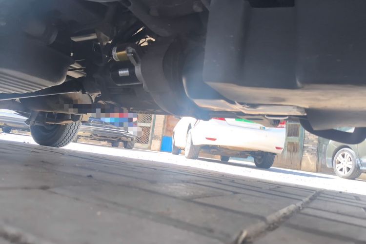 Used Wuling Zhiguang 2014 1.2L Extended Version LD6 Chassis Front Right