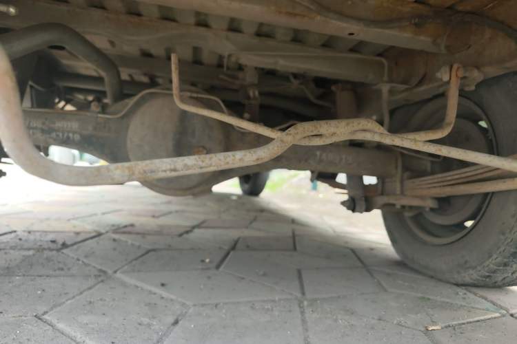 Used Wuling Zhiguang 2014 1.2L Extended Version LD6 Chassis Rear