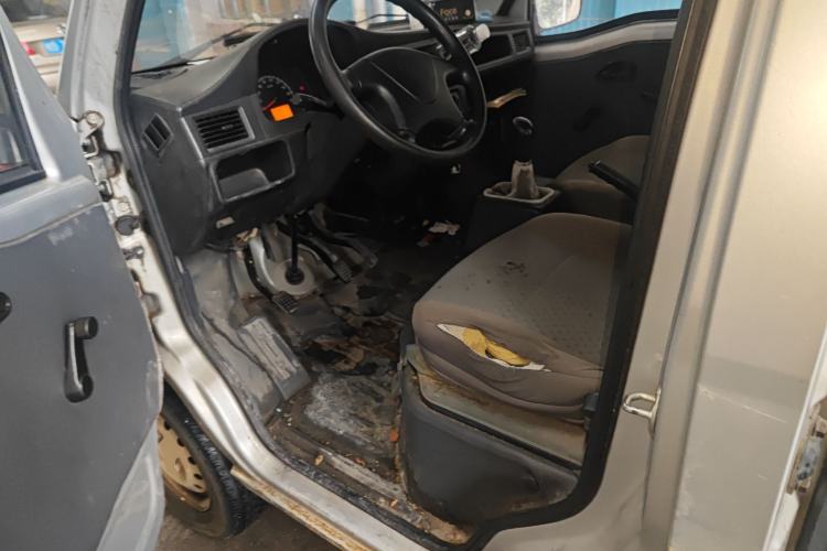Used Wuling Zhiguang 2014 1.2L Extended Version LD6 Driver Seat