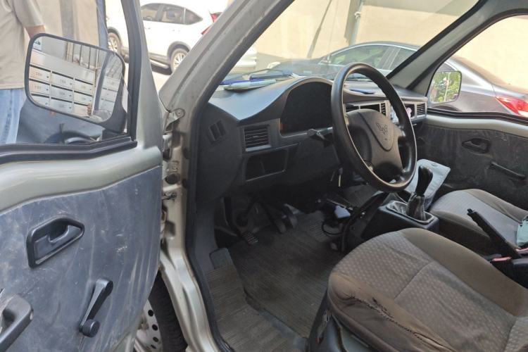 Used Wuling Zhiguang 2014 1.2L Extended Version LD6 Driver Seat
