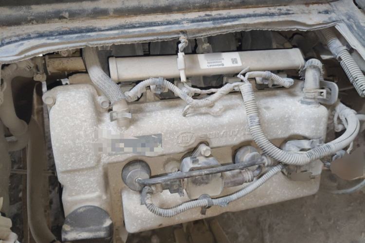 Used Wuling Zhiguang 2014 1.2L Extended Version LD6 Engine Bay