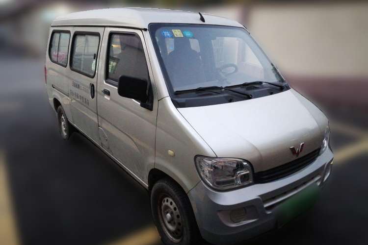 Used Wuling Zhiguang 2014 1.2L Extended Version LD6 Front Right 45 Deg