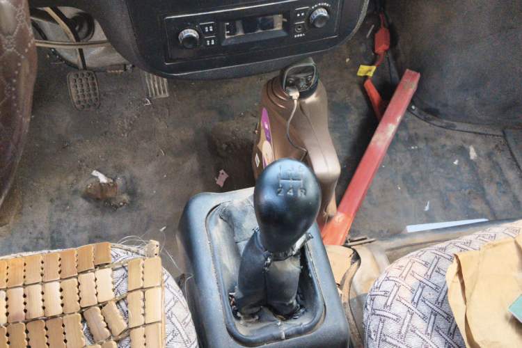 Used Wuling Zhiguang 2014 1.2L Extended Version LD6 Gear Lever