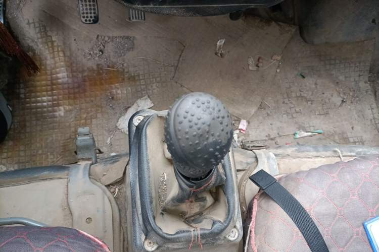 Used Wuling Zhiguang 2014 1.2L Extended Version LD6 Gear Lever