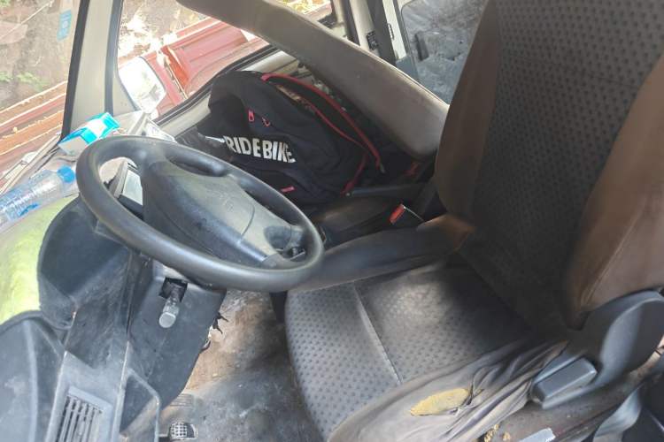 Used Wuling Zhiguang 2014 1.2L Extended Version LD6 Left Front Seat