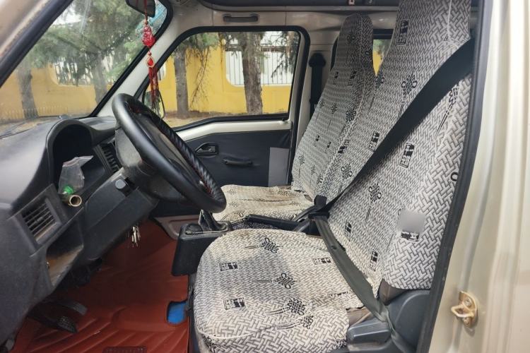 Used Wuling Zhiguang 2014 1.2L Extended Version LD6 Left Front Seat