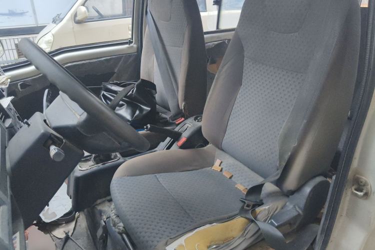 Used Wuling Zhiguang 2014 1.2L Extended Version LD6 Left Front Seat