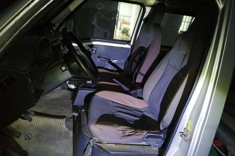 Used Wuling Zhiguang 2014 1.2L Extended Version LD6 Left Front Seat