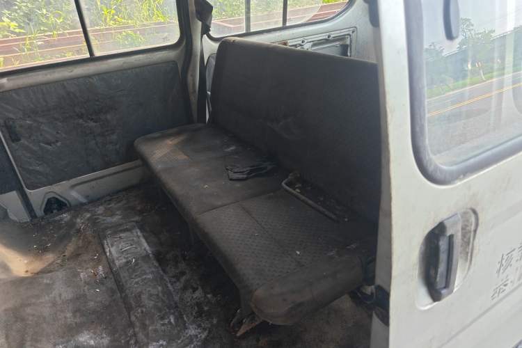 Used Wuling Zhiguang 2014 1.2L Extended Version LD6 Left Rear Seat