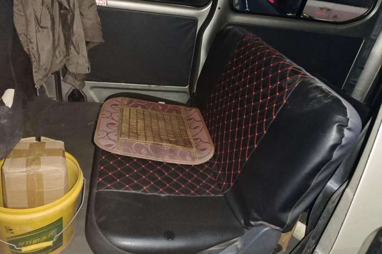 Used Wuling Zhiguang 2014 1.2L Extended Version LD6 Left Rear Seat