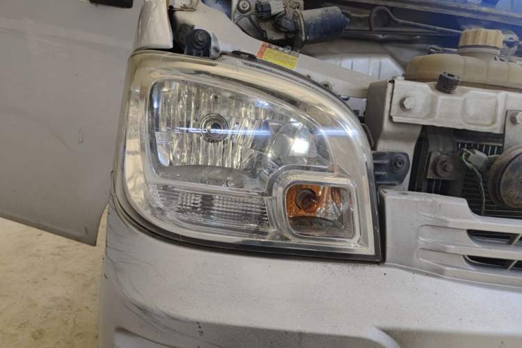 Used Wuling Zhiguang 2014 1.2L Extended Version LD6 Right Front Headlight