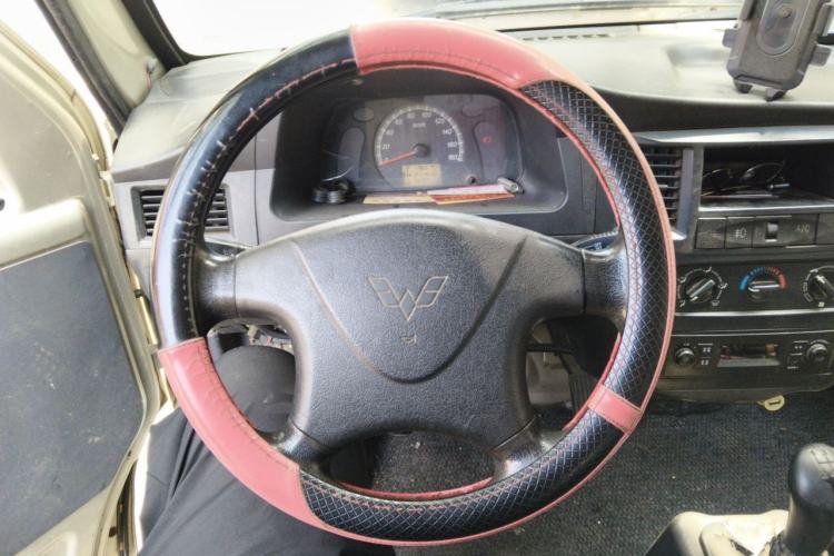 Used Wuling Zhiguang 2014 1.2L Extended Version LD6 Steering Wheel