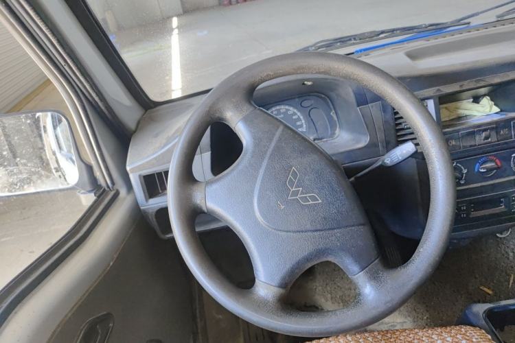 Used Wuling Zhiguang 2014 1.2L Extended Version LD6 Steering Wheel