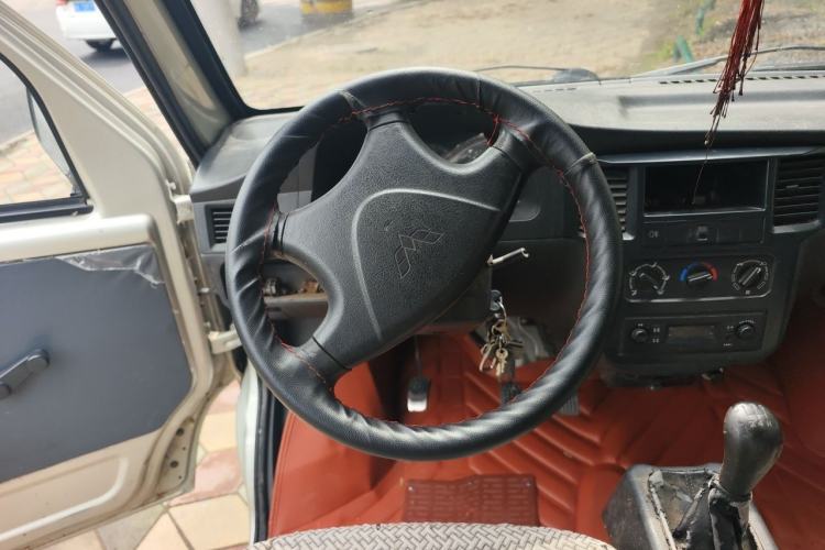 Used Wuling Zhiguang 2014 1.2L Extended Version LD6 Steering Wheel