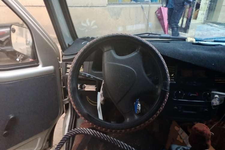 Used Wuling Zhiguang 2014 1.2L Extended Version LD6 Steering Wheel