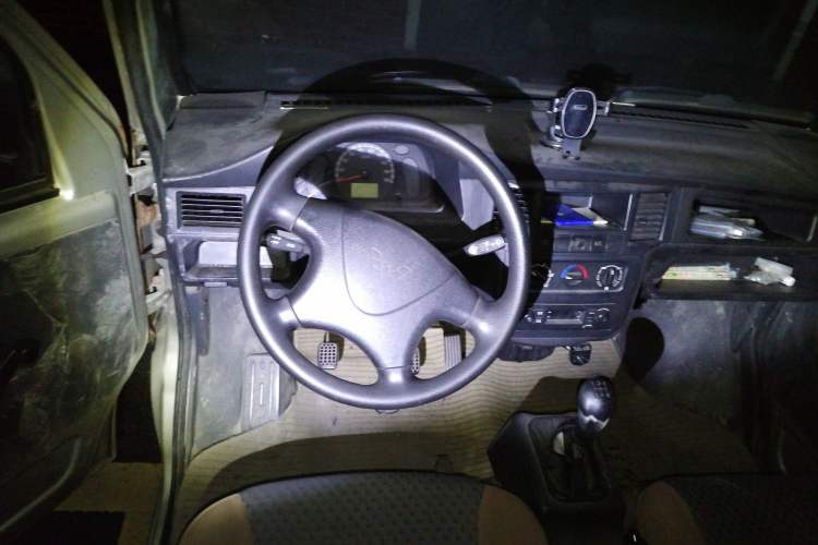 Used Wuling Zhiguang 2014 1.2L Extended Version LD6 Steering Wheel