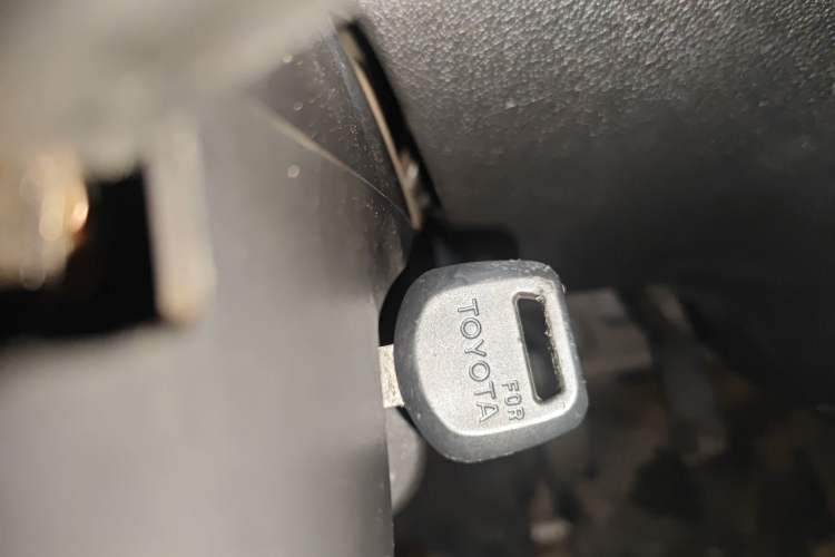 Used Wuling Zhiguang 2014 1.2L Extended Version LD6 Vehicle Key