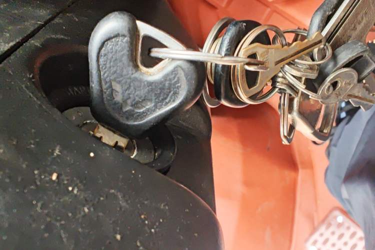 Used Wuling Zhiguang 2014 1.2L Extended Version LD6 Vehicle Key