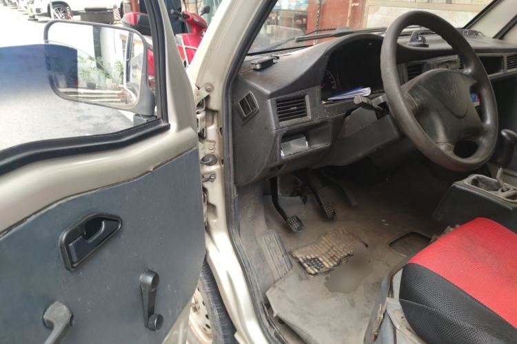 Used Wuling Zhiguang 2014 1.2L Extended Version LD6 Driver Seat