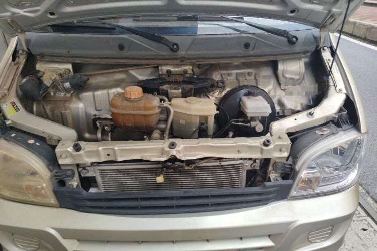 Used Wuling Zhiguang 2014 1.2L Extended Version LD6 Engine Bay