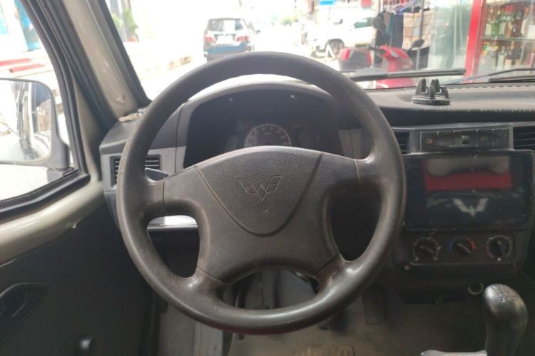 Used Wuling Zhiguang 2014 1.2L Extended Version LD6 Steering Wheel