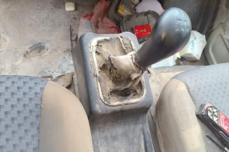 Used Wuling Zhiguang 2014 1.2L Extended Version LD6 Gear Lever