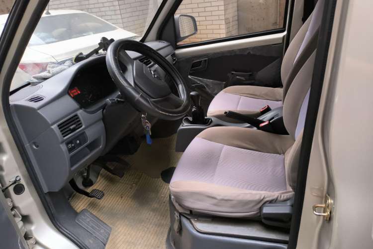 Used Wuling Zhiguang 2015 1.2L S Practical Model LSI Left Front Seat