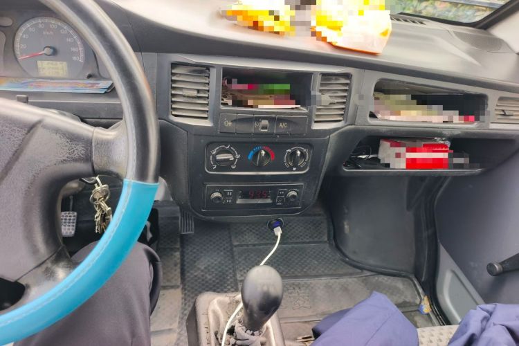 Used Wuling Zhiguang 2015 1.2L Practical LS-I Model Audio And AC Panel