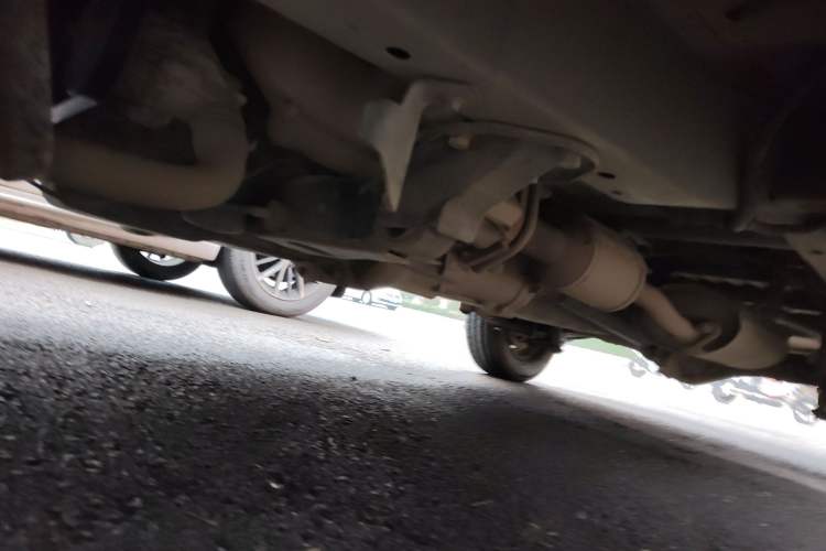 Used Wuling Zhiguang 2015 1.2L S Practical Model LSI Chassis Front Left