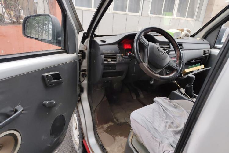 Used Wuling Zhiguang 2015 1.2L S Practical Model LSI Driver Seat