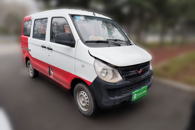 Used Wuling Zhiguang 2015 1.2L S Practical Model LSI Front Right 45 Deg