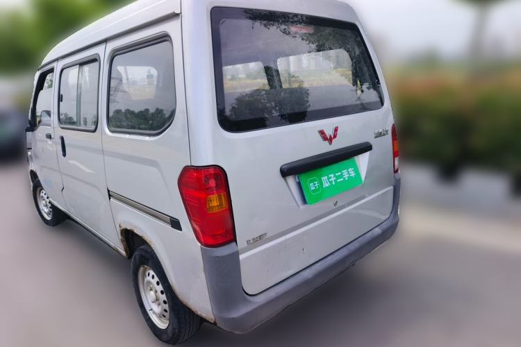 Used Wuling Zhiguang 2015 1.2L Practical LS-I Model Rear Left 45 Deg