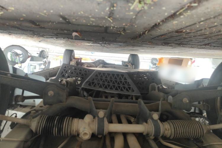 Used Wuling Zhiguang 2015 1.2L S Practical Model LSI Chassis Front