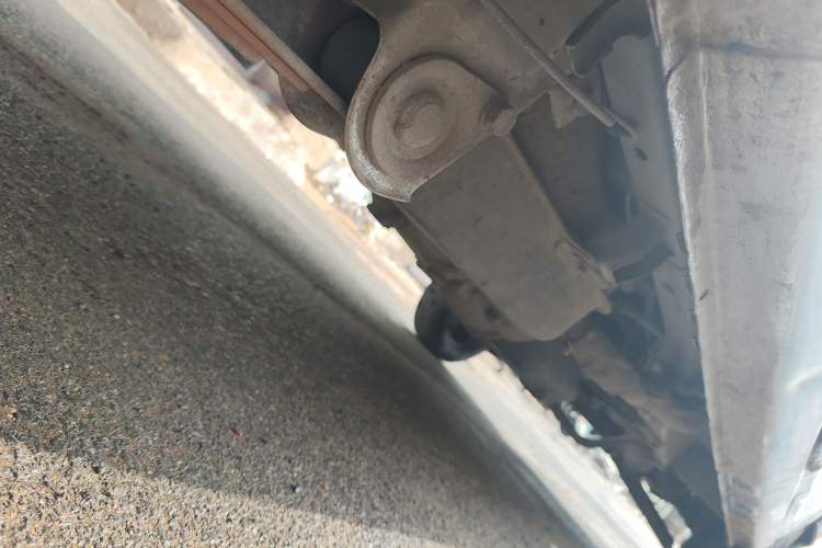 Used Wuling Zhiguang 2015 1.2L Practical LS-I Model Chassis Rear Right