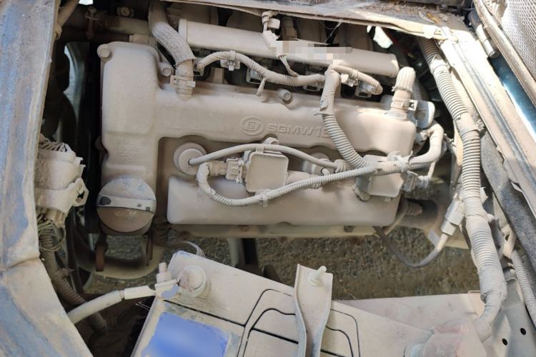 Used Wuling Zhiguang 2015 1.2L Practical LS-I Model Engine Bay
