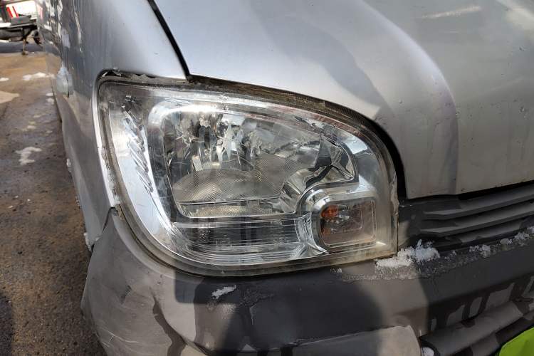 Used Wuling Zhiguang 2015 1.2L Practical LS-I Model Right Front Headlight