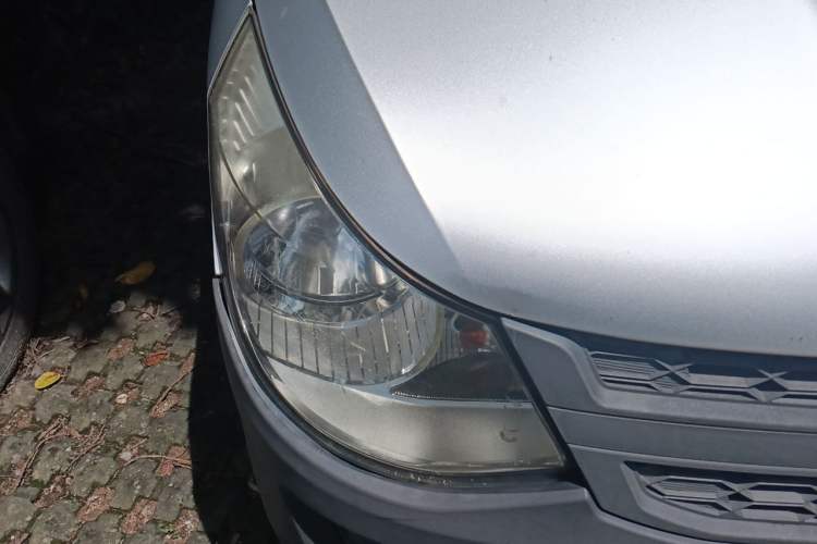 Used Wuling Zhiguang 2015 1.2L S Practical Model LSI Right Front Headlight