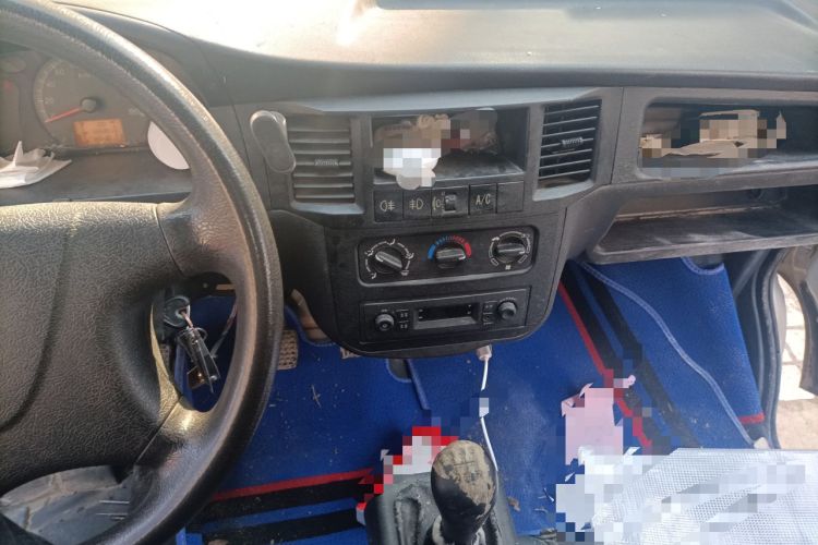 Used Wuling Zhiguang 2015 1.2L Practical LS-I Model Audio And AC Panel