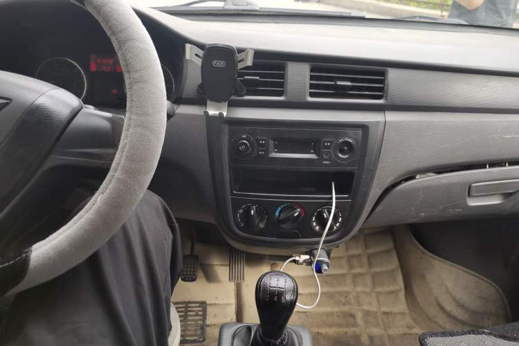 Used Wuling Zhiguang 2015 1.2L S Practical Model LSI Audio And AC Panel
