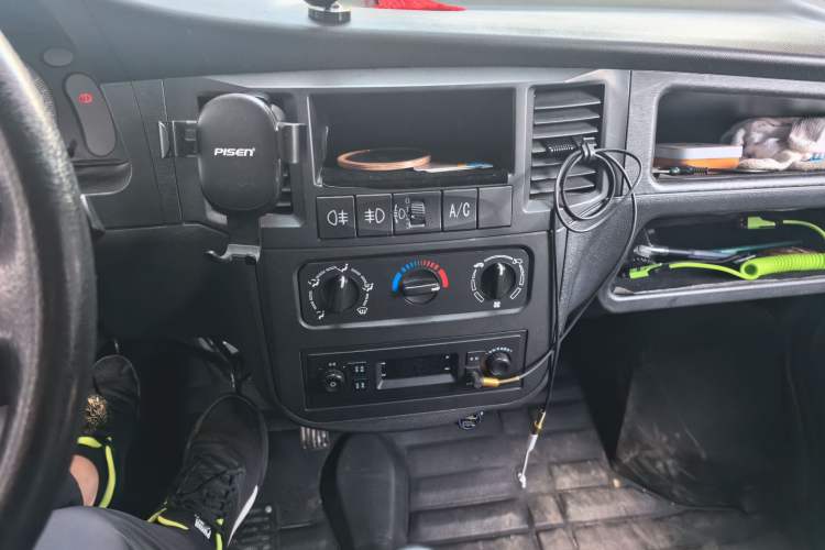 Used Wuling Zhiguang 2015 1.2L Practical LS-I Model Audio And AC Panel